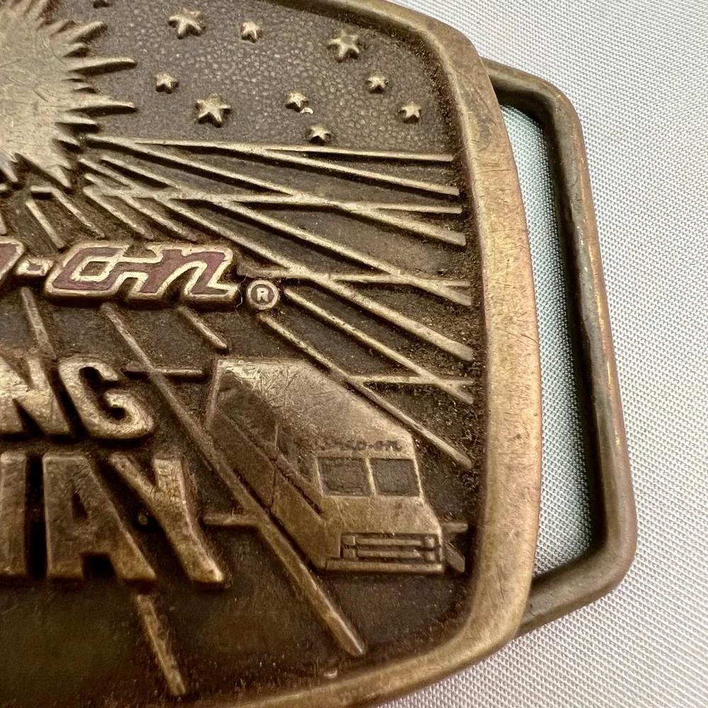 Snap-on Belt Buckle Mens OS Brass Excellent 1988 Limited Edition Leading The Way